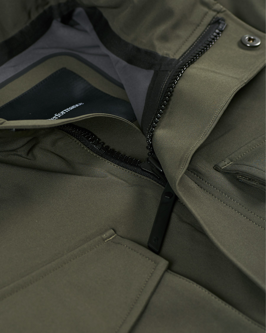Heren | Jassen | Peak Performance | Softshell Field Jacket Black Olive