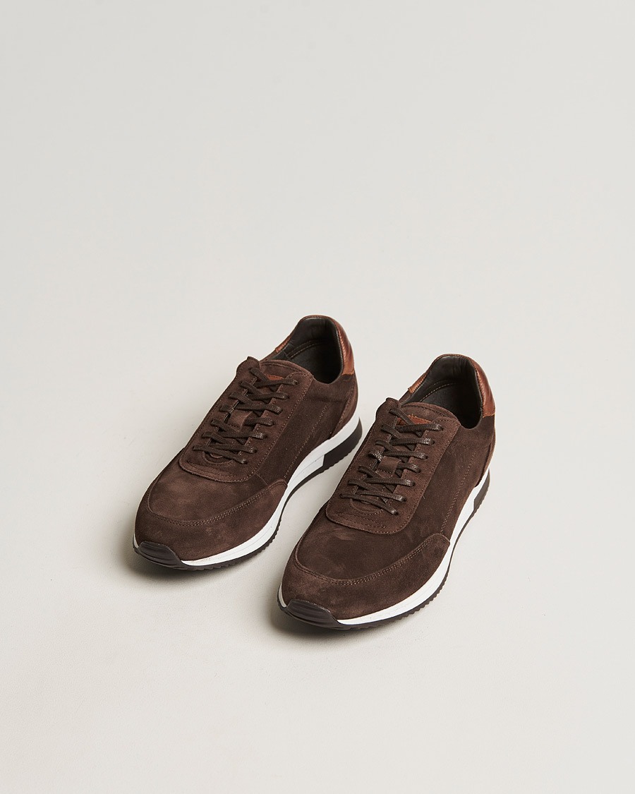 Heren | Business & Beyond | Design Loake | Loake 1880 Bannister Running Sneaker Dark Brown Suede