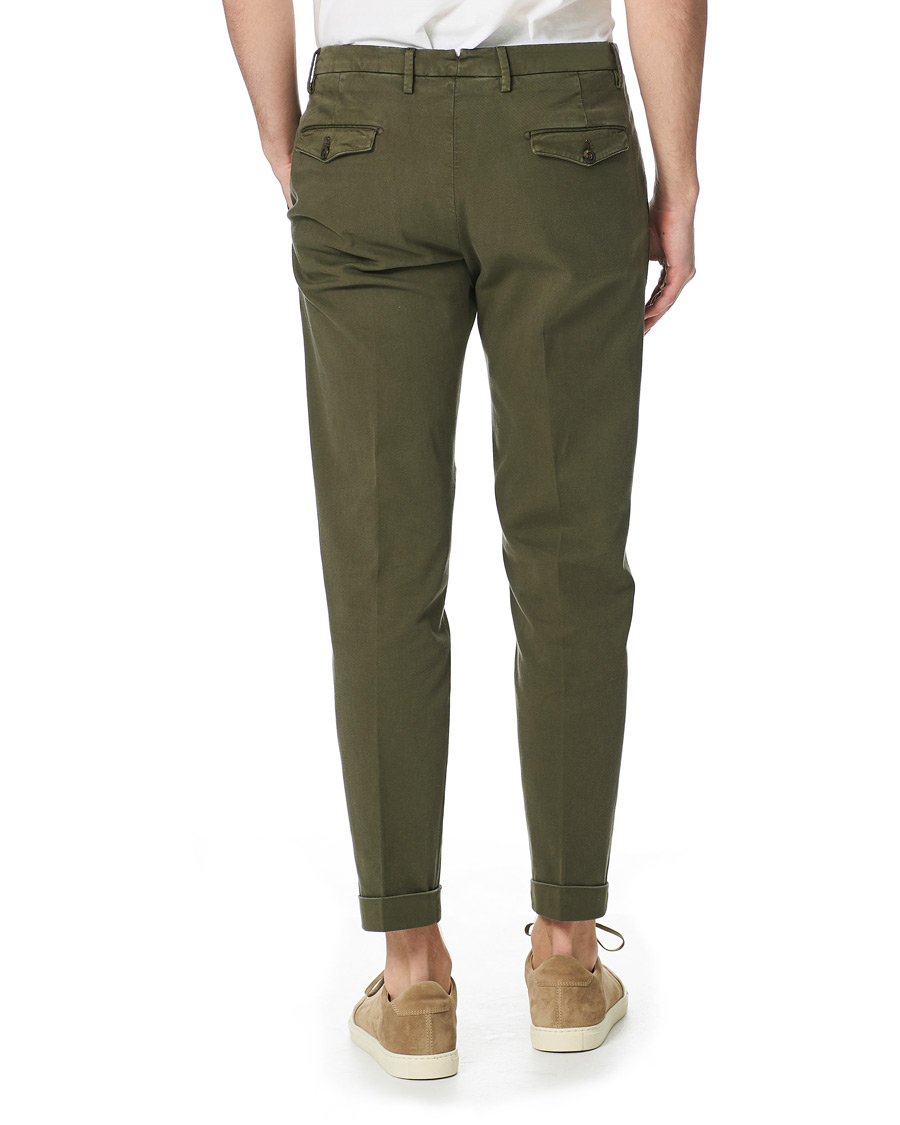 Heren | Broeken | Briglia 1949 | Easy Fit Pleated Cotton Chinos Olive