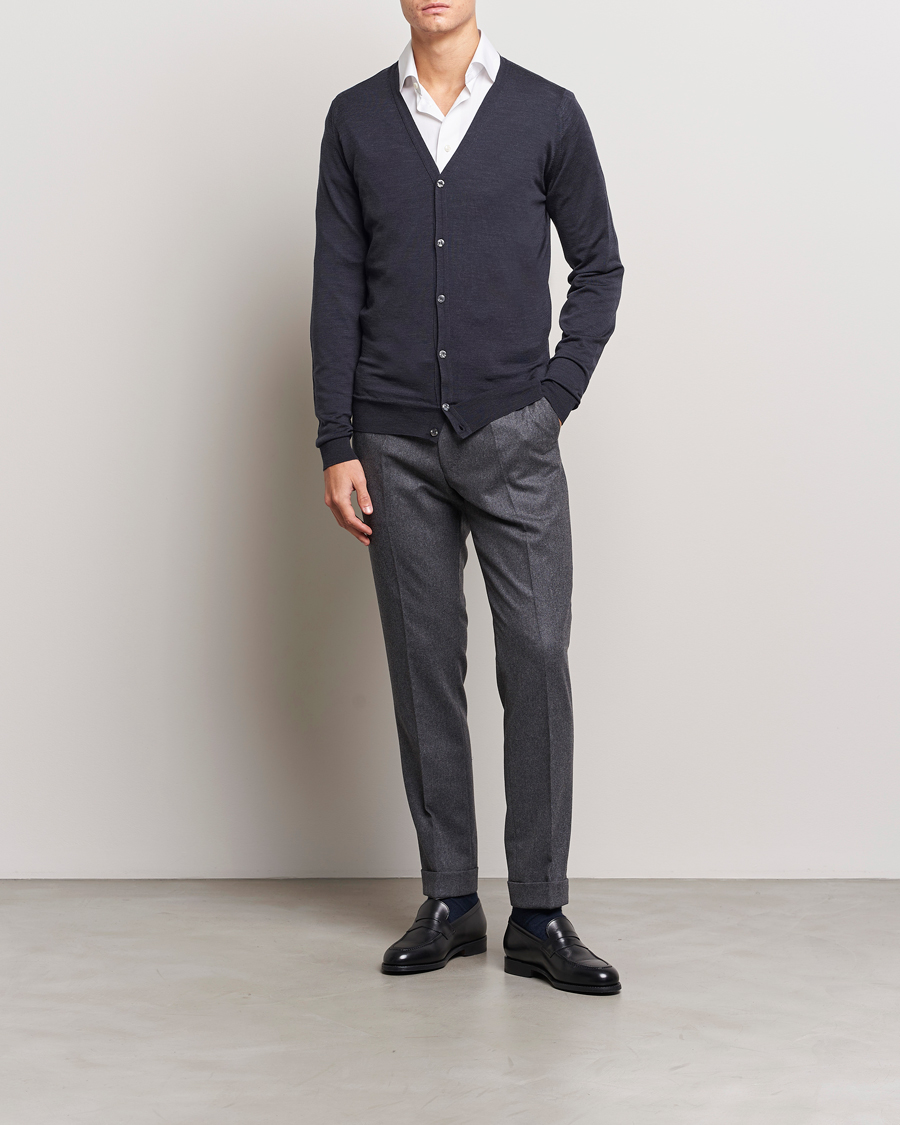 Heren | Truien | John Smedley | Petworth Extra Fine Merino Cardigan Hepburn Smoke
