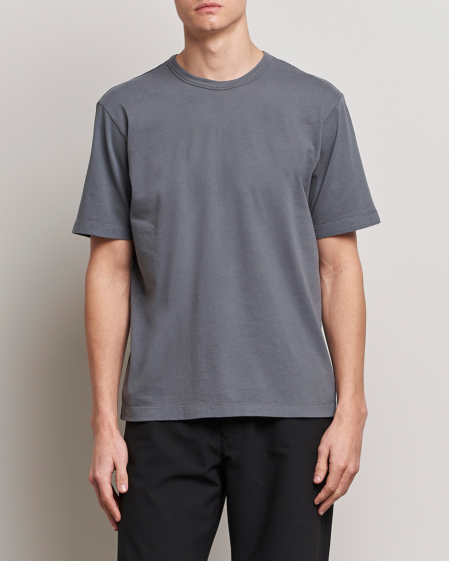 Heren | Contemporary Creators | Sunflower | Day Tee Grey