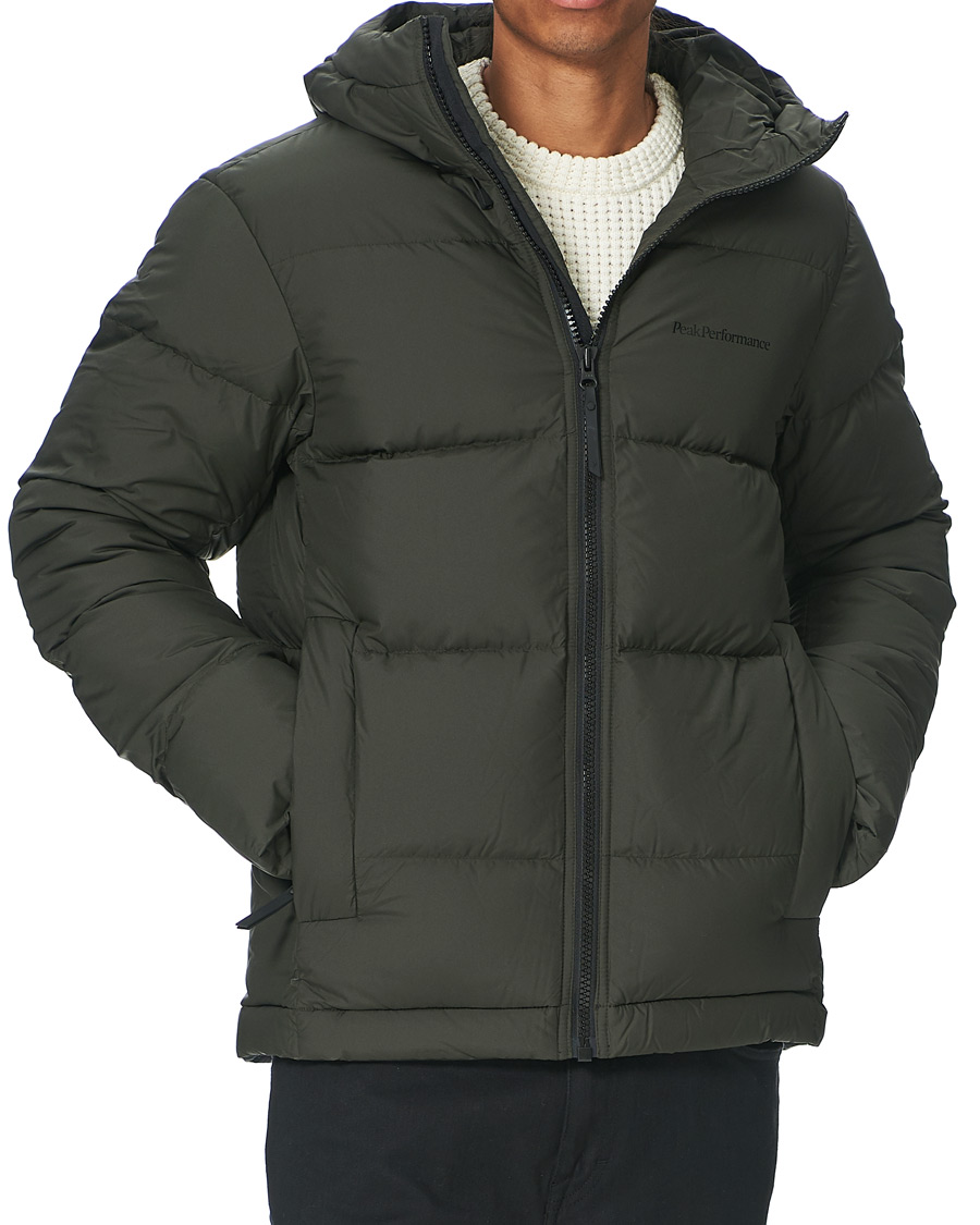 Heren | Jassen | Peak Performance | Rivel Down Hooded Jacket Olive Extreme