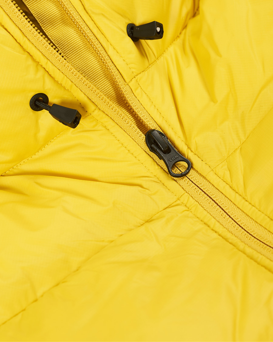 Heren | Jassen | Peak Performance | Frost Down Hooded Jacket Trek Yellow