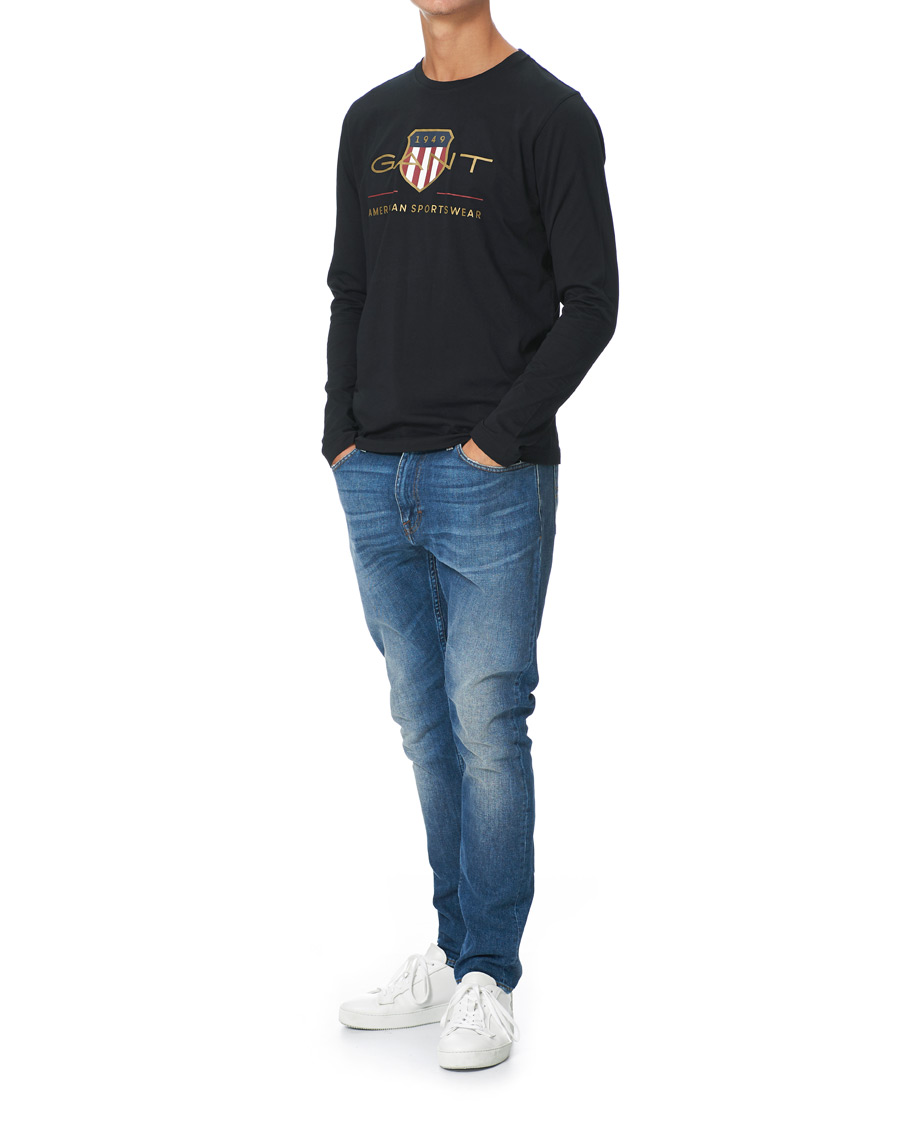 Heren | T-shirts | GANT | Medium Archive Shield Long Sleeve Tee Black