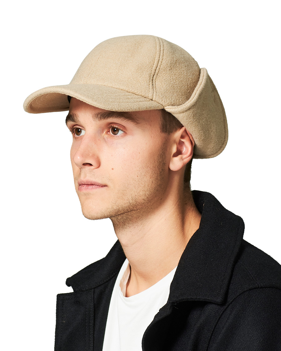 Heren | AMI Ear Flap Cap Beige | AMI | Ear Flap Cap Beige