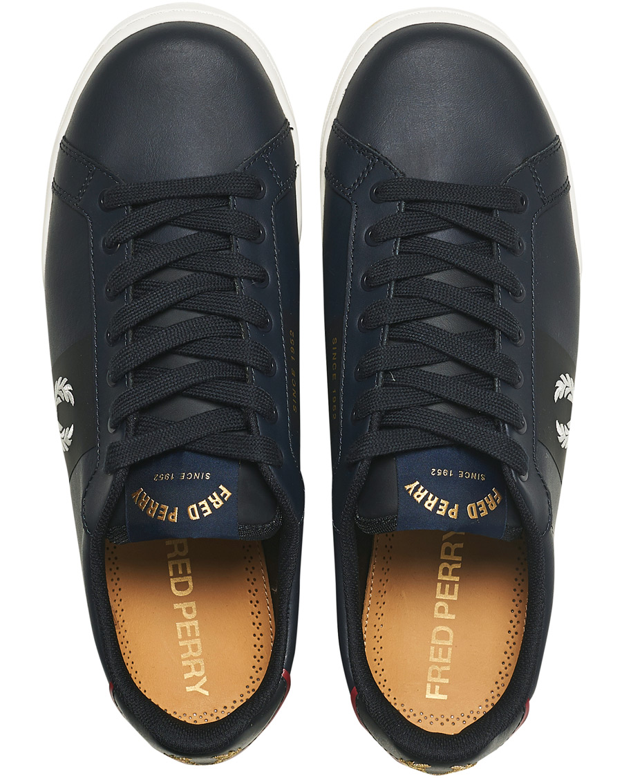 Heren | Fred Perry Bonded Leather Sneakers Navy | Fred Perry | Bonded Leather Sneakers Navy