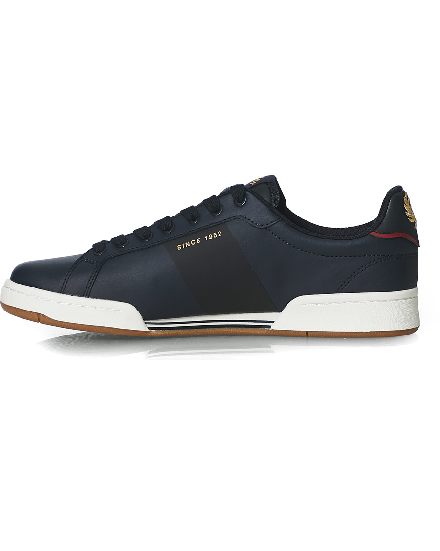 Heren | Fred Perry Bonded Leather Sneakers Navy | Fred Perry | Bonded Leather Sneakers Navy