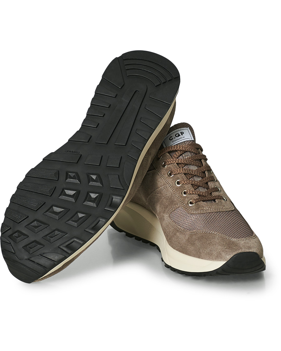 Heren | C.QP Stride Suede/Mesh Running Sneaker Cargo | CQP | C.QP Stride Suede/Mesh Running Sneaker Cargo
