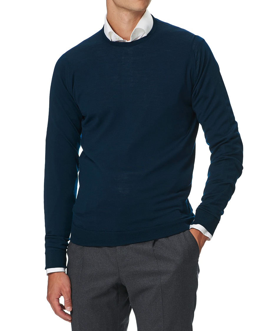 Heren | Truien | John Smedley | Lundy Extra Fine Merino Crew Neck Orion Green