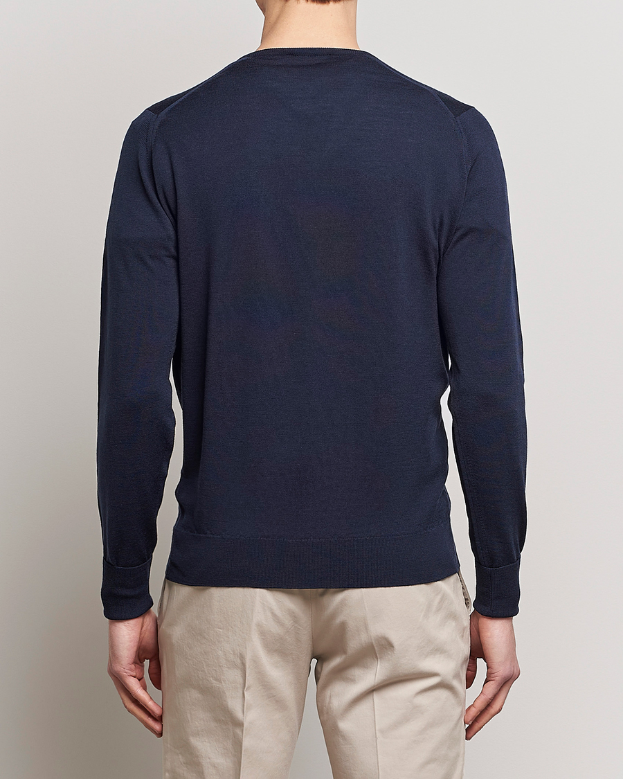 Heren | Truien | John Smedley | Bobby Extra Fine Merino V-Neck Pullover Midnight