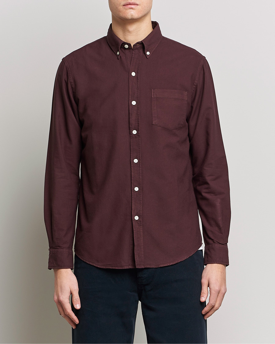 Heren | Casual | Colorful Standard | Classic Organic Oxford Button Down Shirt Oxblood Red