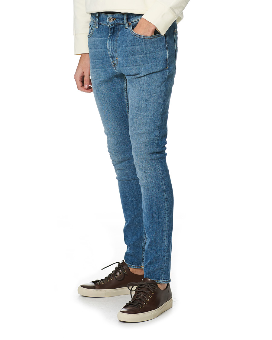 Heren | Jeans | Tiger of Sweden | Evolve Cotton Jeans Medium Blue