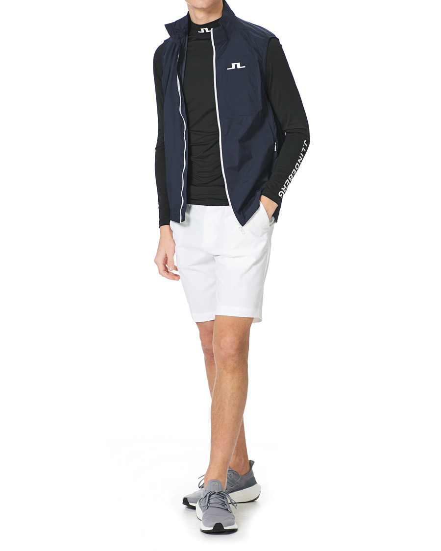 Heren | Korte broek | J.Lindeberg | Vent Tight Golf Shorts White