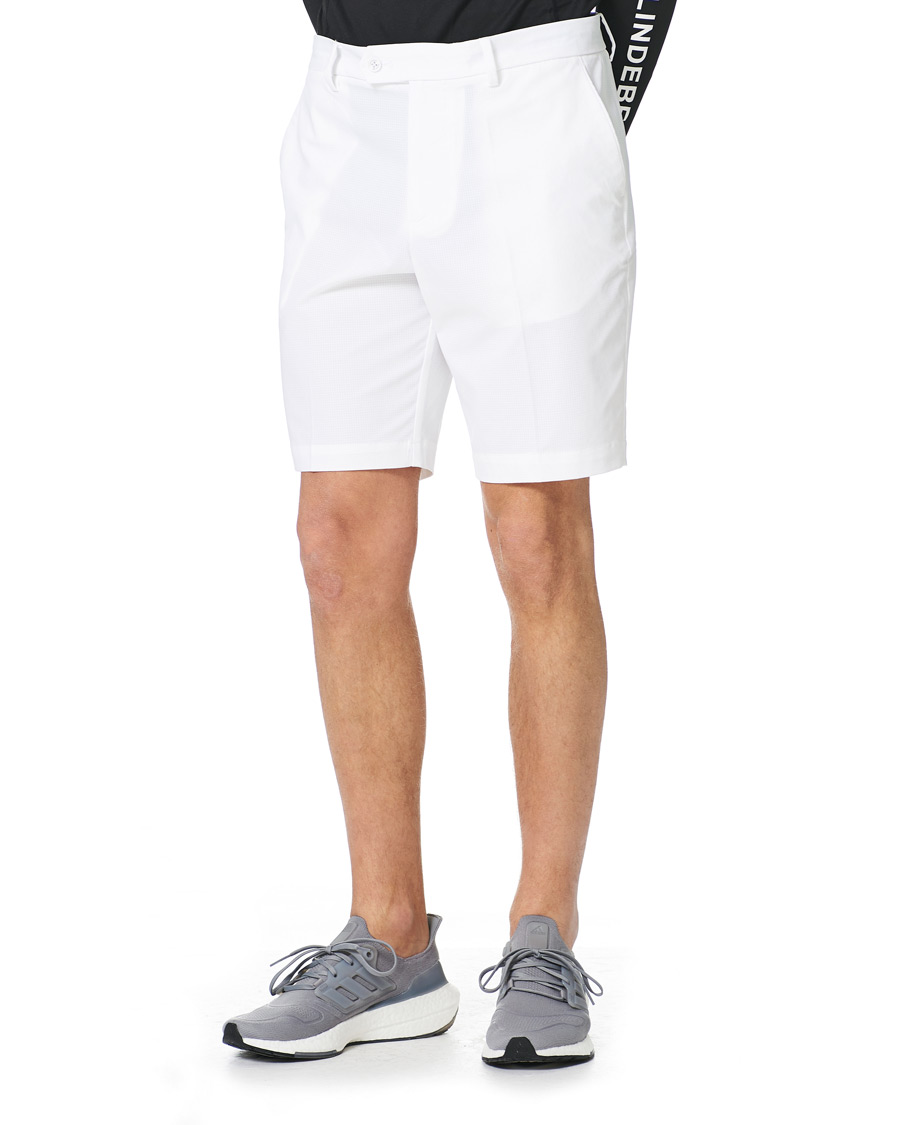 Heren | Korte broek | J.Lindeberg | Vent Tight Golf Shorts White