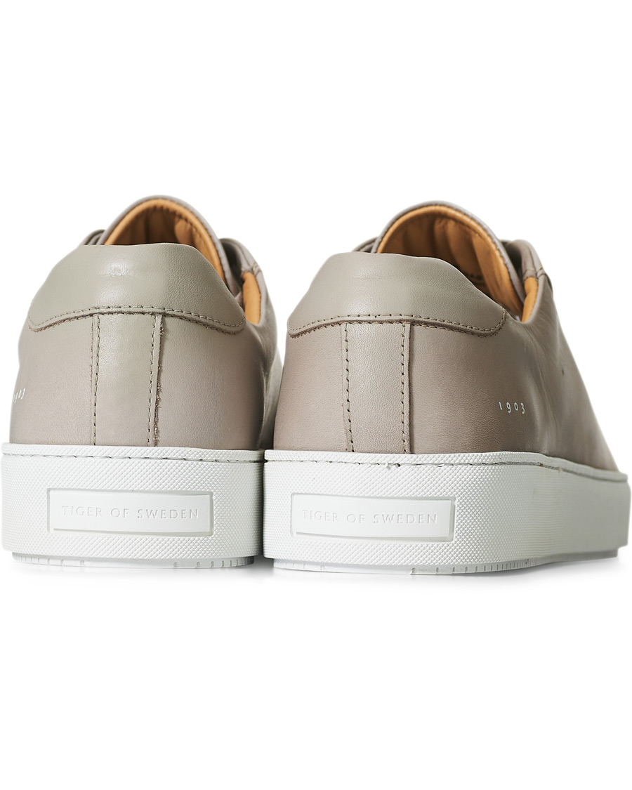 Heren | Tiger of Sweden Salas Suede Sneaker Clay | Tiger of Sweden | Salas Suede Sneaker Clay