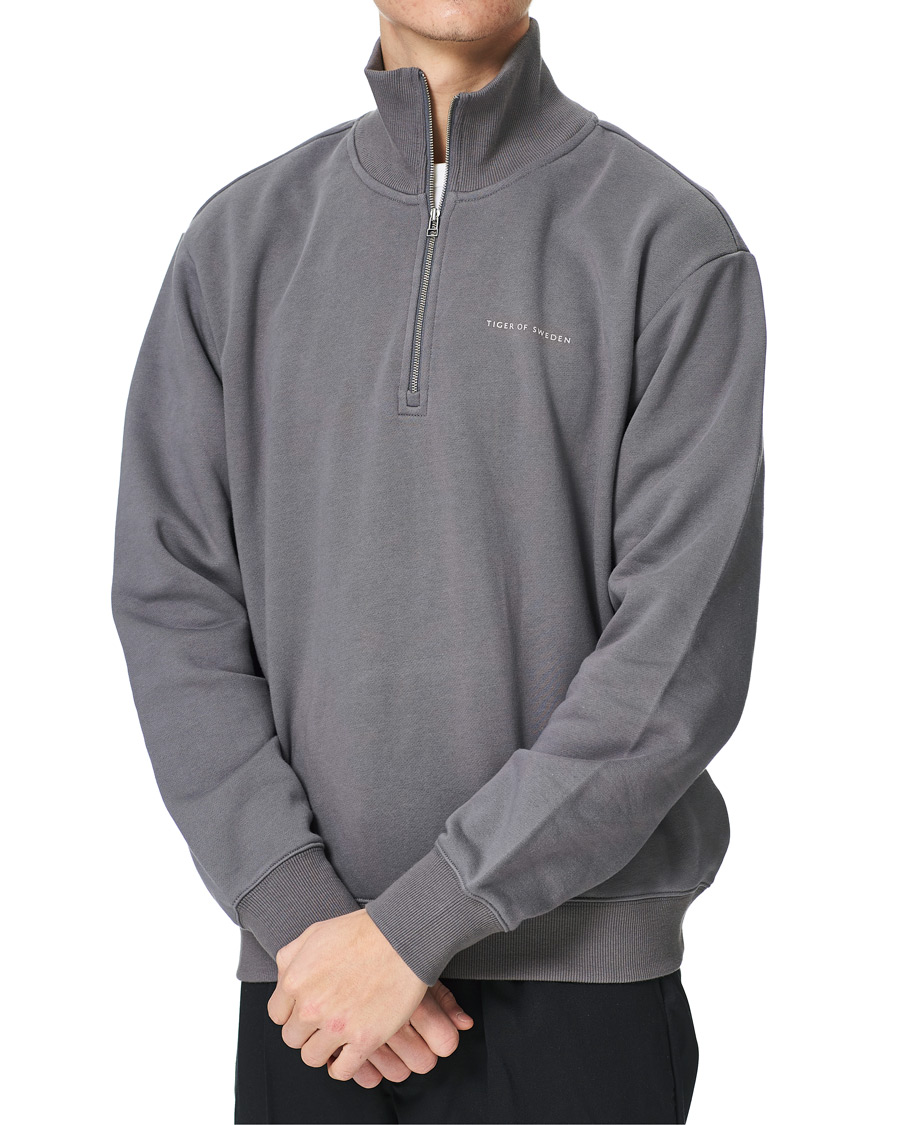 Heren | Truien | Tiger of Sweden | Marlon Half Zip Sweater Stone Grey