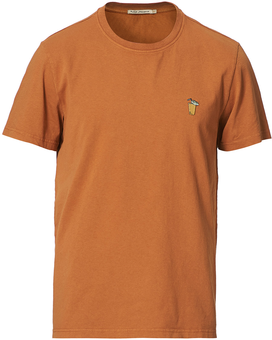 Heren | T-shirts | Nudie Jeans | Roy Drink Crew Neck Tee Burnt Orange