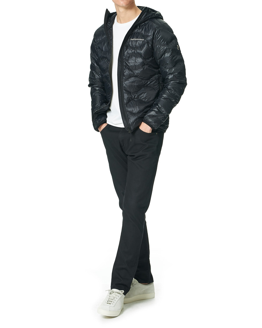 Heren | Jassen | Peak Performance | Helium Hooded Jacket Black