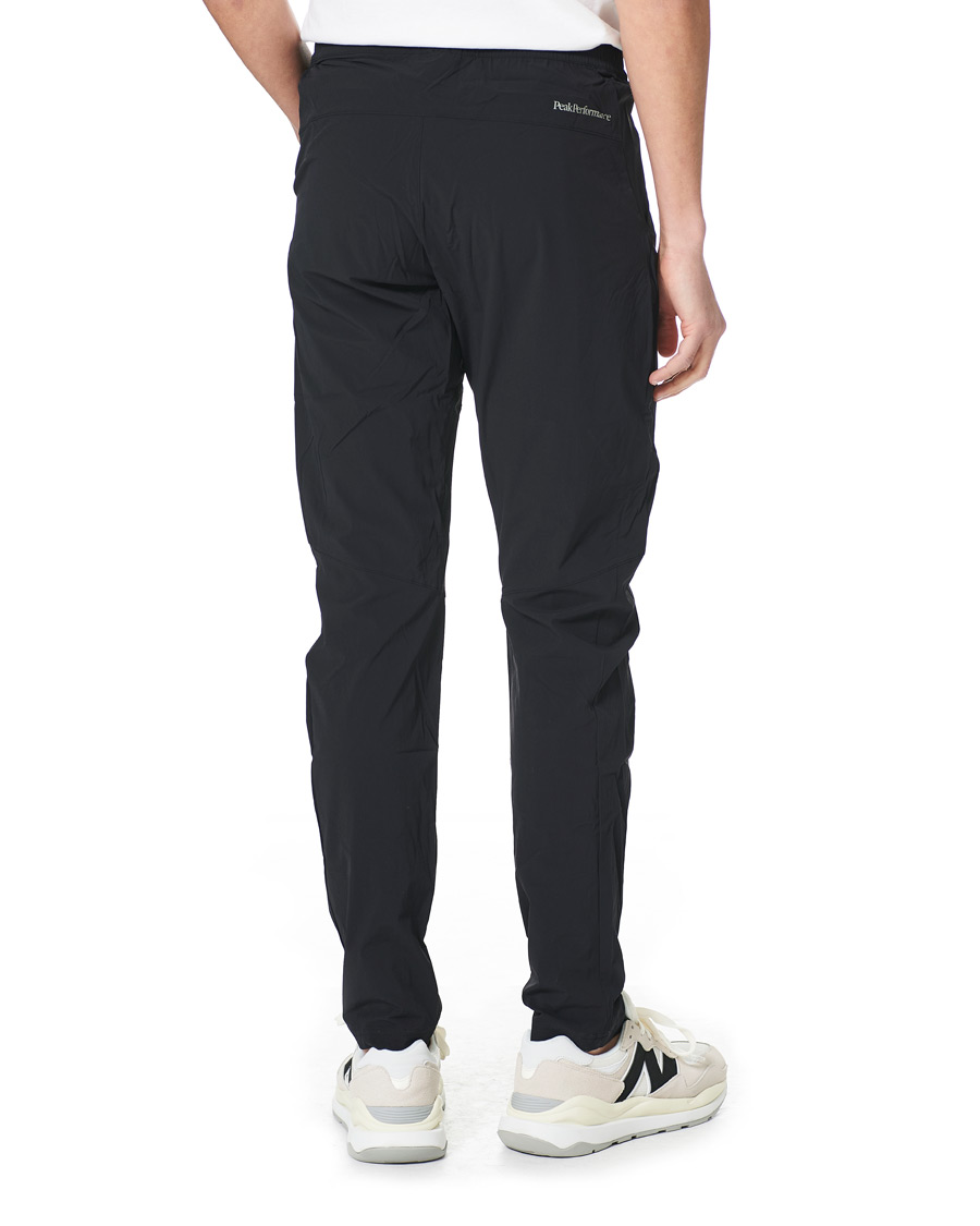 Heren | Broeken | Peak Performance | Tech Light Wowen Pant Black
