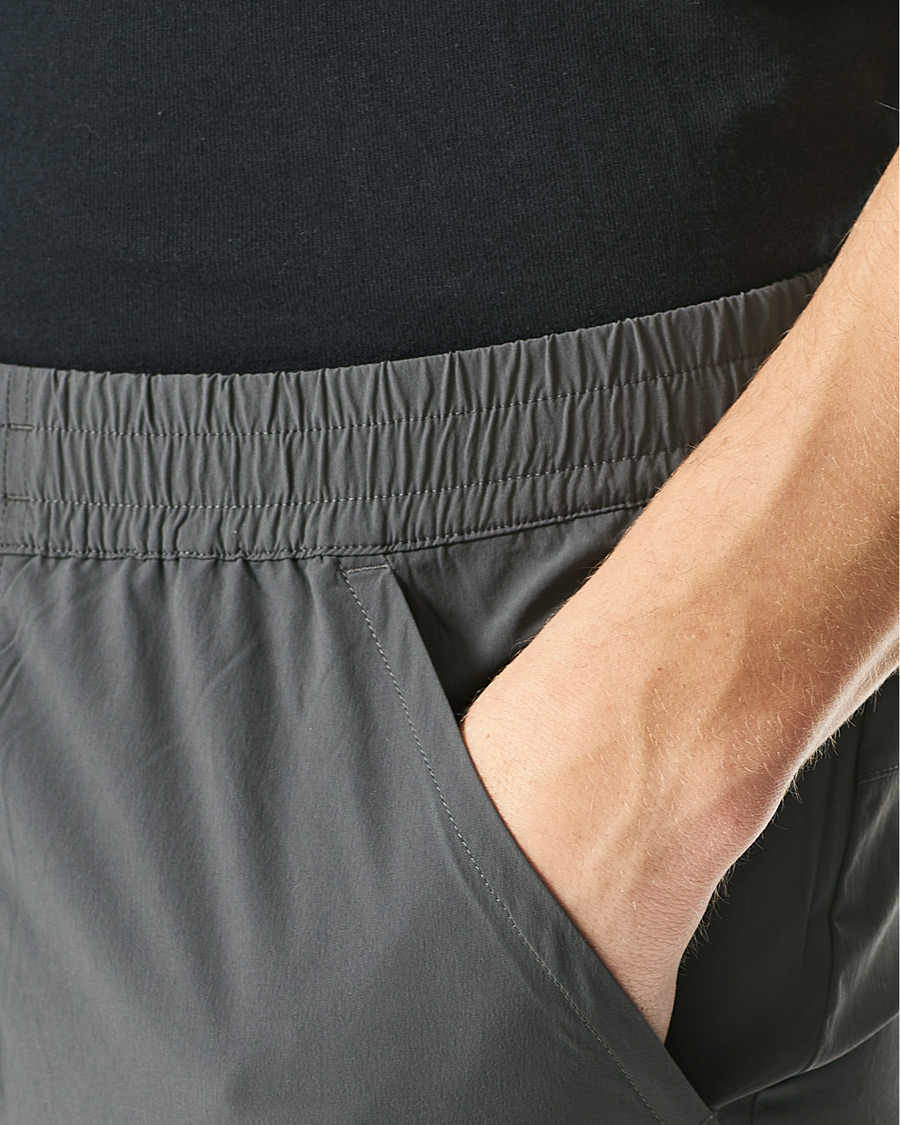 Heren | Broeken | Peak Performance | Tech Light Wowen Pant Motion Grey