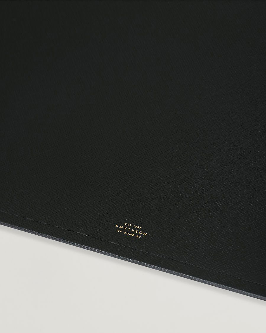 Heren | Nieuws | Smythson | Panama Desk Mat Black