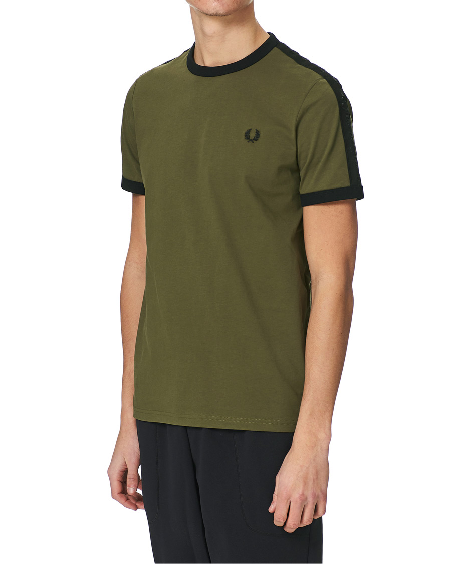 Heren | T-shirts | Fred Perry | Tonal Tape Ringer T-shirt Military Green