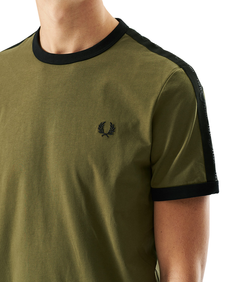 Heren | T-shirts | Fred Perry | Tonal Tape Ringer T-shirt Military Green