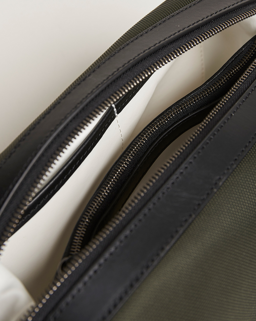 Heren | Mismo M/S Nylon Washbag Skagerrak/Black | Mismo | M/S Nylon Washbag Skagerrak/Black