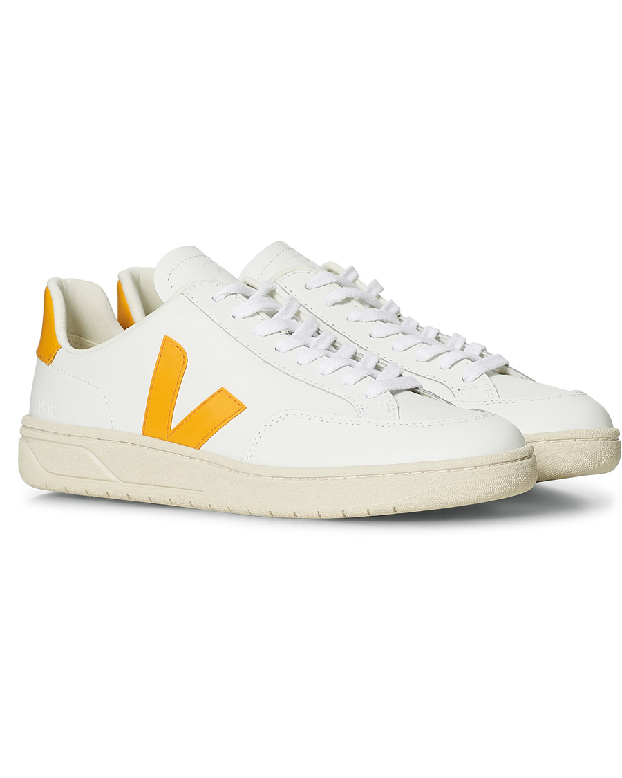 Heren | Veja V-12 Leather Sneaker Extra White/Ouro | Veja | V-12 Leather Sneaker Extra White/Ouro