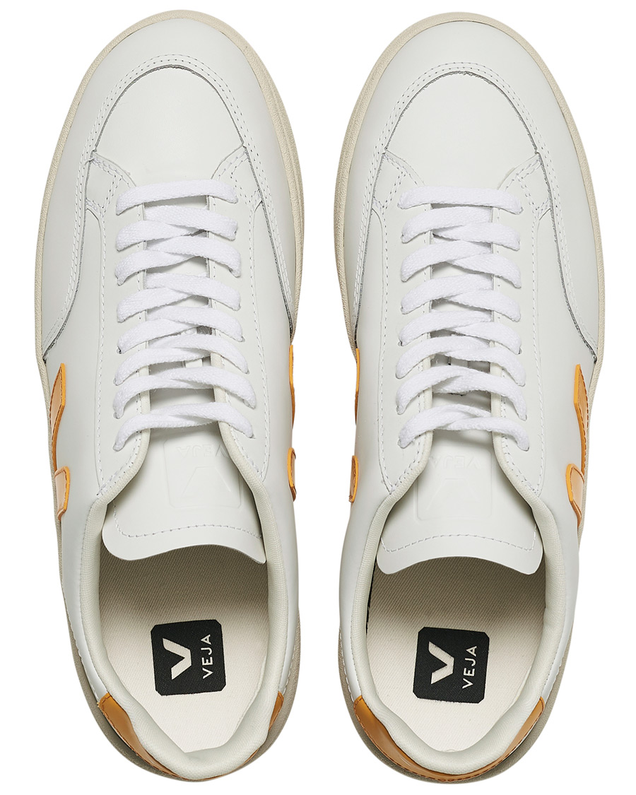 Heren | Veja V-12 Leather Sneaker Extra White/Ouro | Veja | V-12 Leather Sneaker Extra White/Ouro
