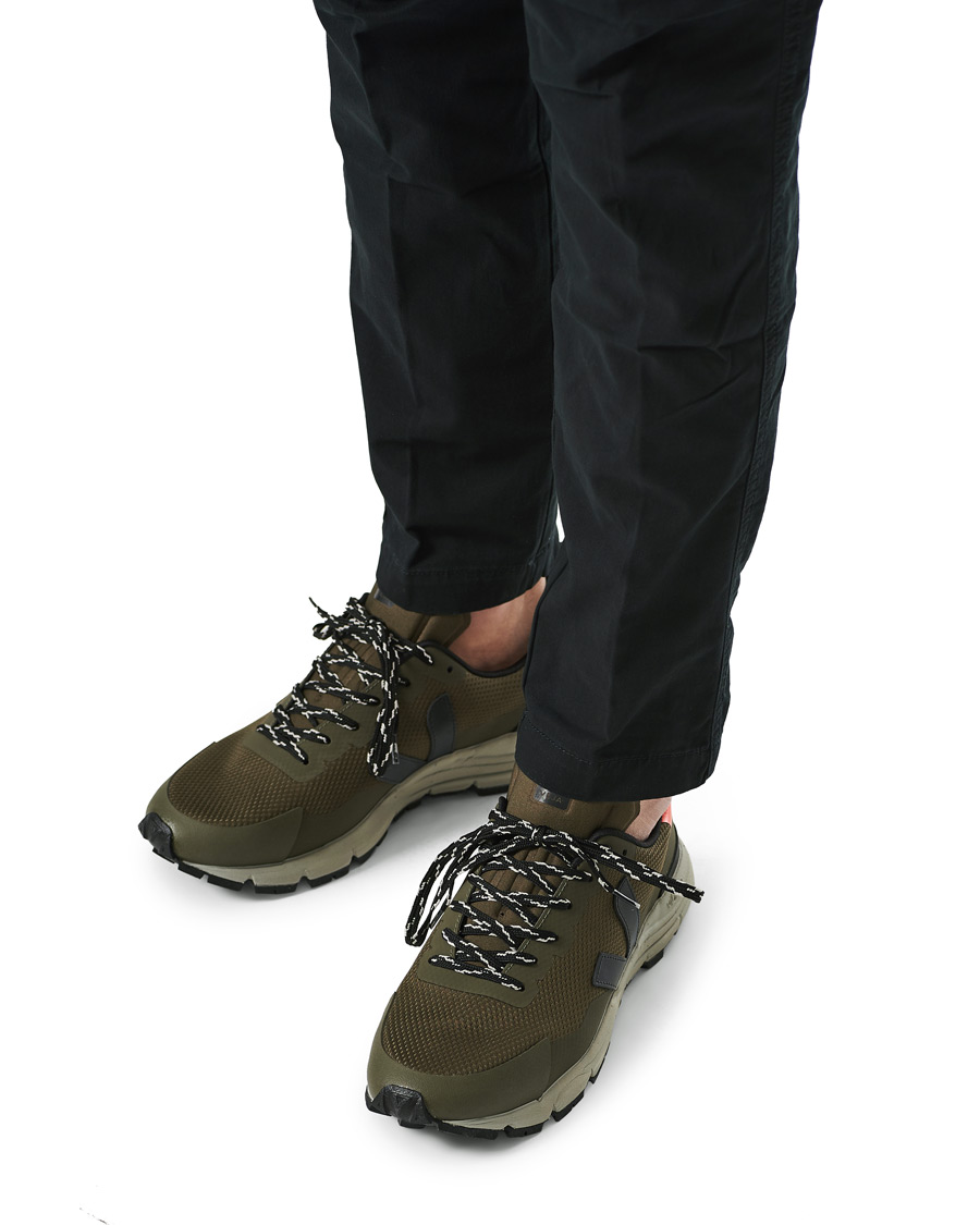 Heren | Veja Dekkan Vibram Running Sneaker Khaki/Black | Veja | Dekkan Vibram Running Sneaker Khaki/Black