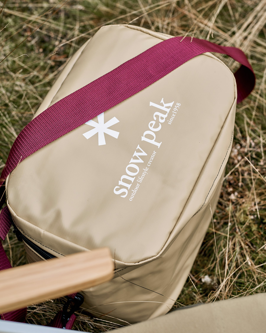 Heren | Kampeeruitrusting | Snow Peak | Soft Cooler 18L Khaki