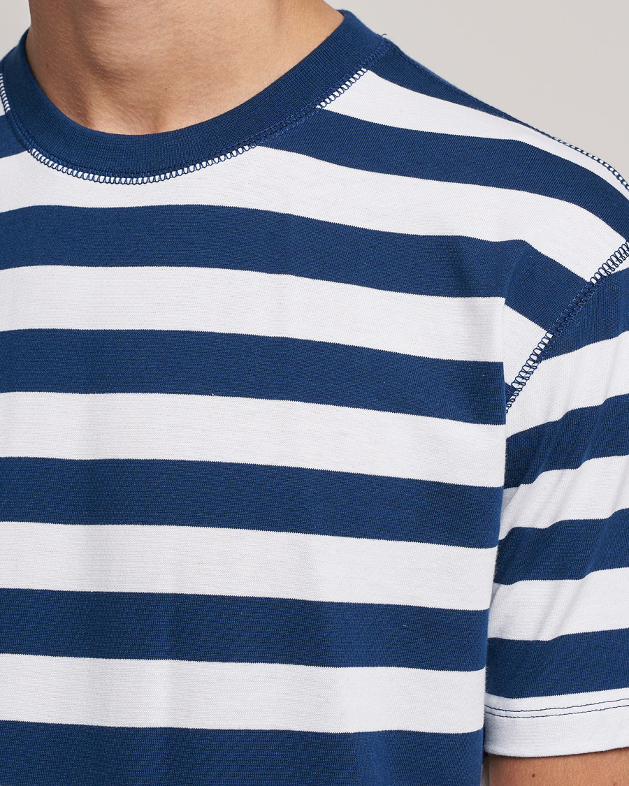 Heren | T-shirts | Drake's | Striped Cotton Hiking Tee White/Navy