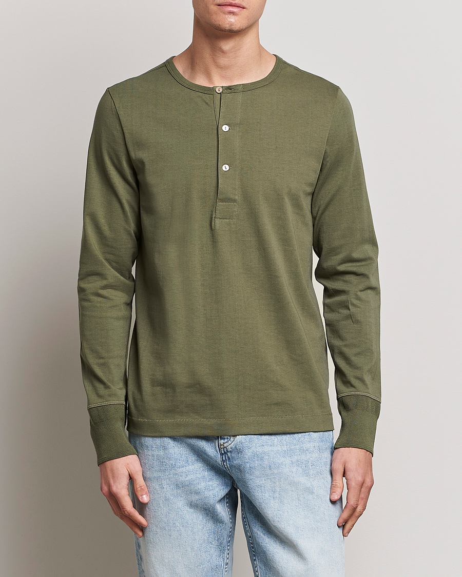 Heren | Contemporary Creators | Merz b. Schwanen | Classic Organic Cotton Henley Sweater Army