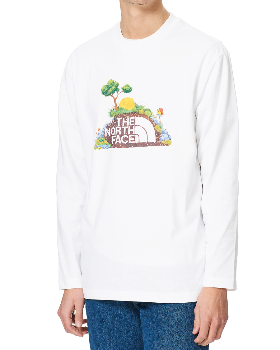 Heren | T-shirts | The North Face | Heritage Printed Long Sleeve Tee White