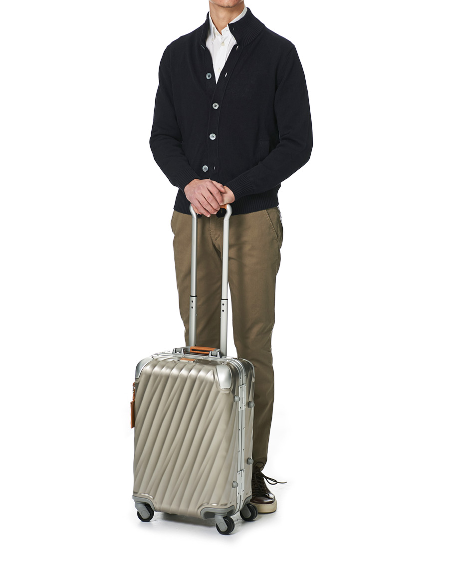Heren | TUMI International Carry-on TitaniumTrolley Titanium | TUMI | International Carry-on TitaniumTrolley Titanium