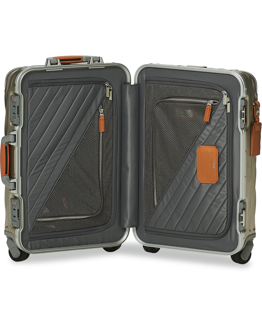 Heren | TUMI International Carry-on TitaniumTrolley Titanium | TUMI | International Carry-on TitaniumTrolley Titanium