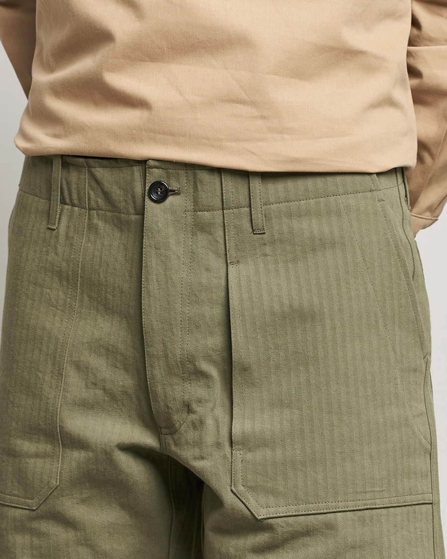 Heren | Korte broek | Private White V.C. | Maker´s Cotton Herringbone Shorts Khaki