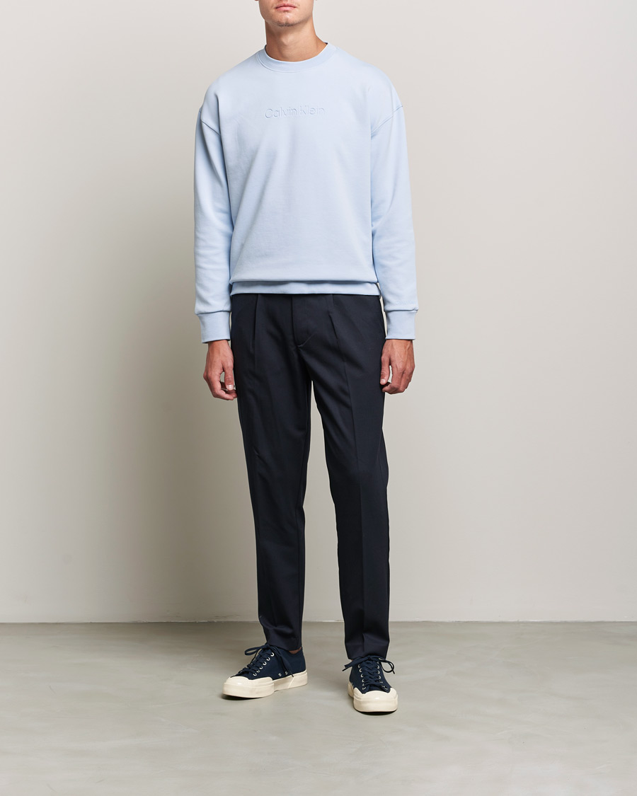 Heren | Truien | Calvin Klein | Debossed Logo Crew Neck Sweatshirt Bayshore Blue