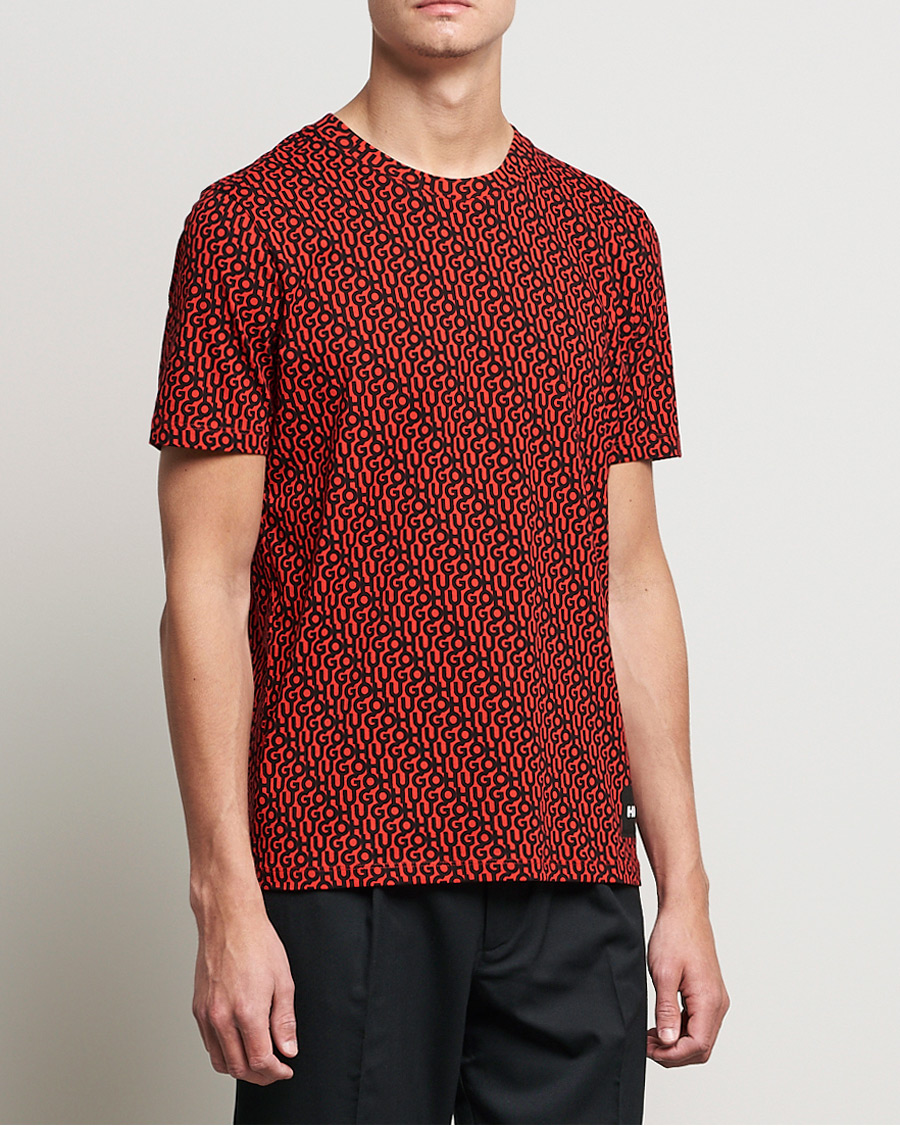 Heren | T-shirts | HUGO | Dorton Monogram Print Crew Neck Tee Red