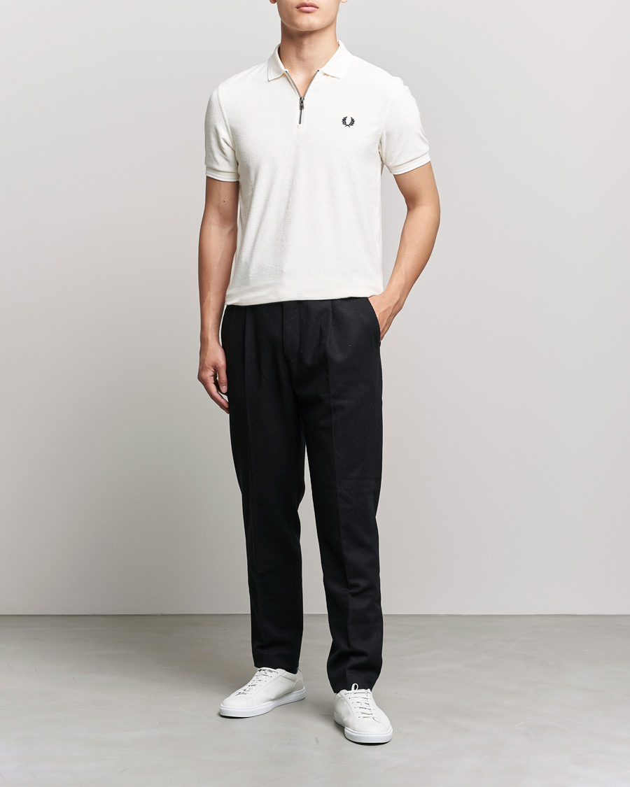Heren | Polo's | Fred Perry | Towelling Zip Neck Polo Ecru