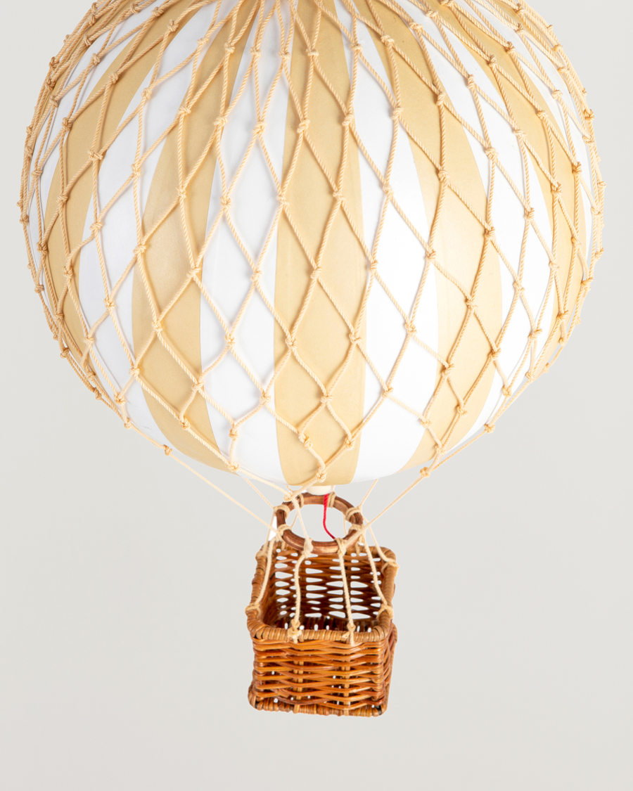 Heren | Lifestyle | Authentic Models | Travels Light Balloon White Ivory