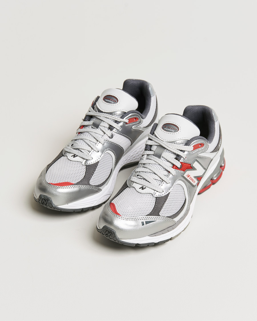 Heren | New Balance M2002R Sneaker Silver Metallic | New Balance | M2002R Sneaker Silver Metallic