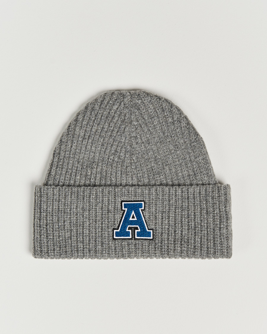 Heren | Axel Arigato Varsity Beanie Grey | Axel Arigato | Varsity Beanie Grey