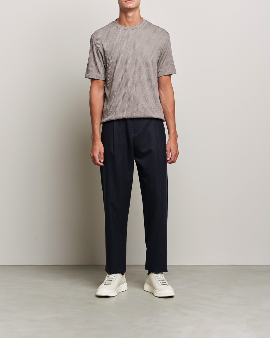 Heren | T-shirts | Giorgio Armani | Cashmere Blend Chevron T-Shirt Beige