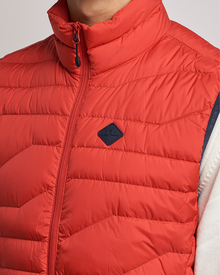 Heren | Jassen | J.Lindeberg | Cliff Light Down Vest Barbados Cherry