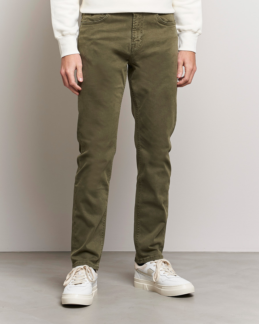 Heren | Casual broeken | Morris | James Brushed Chinos Olive