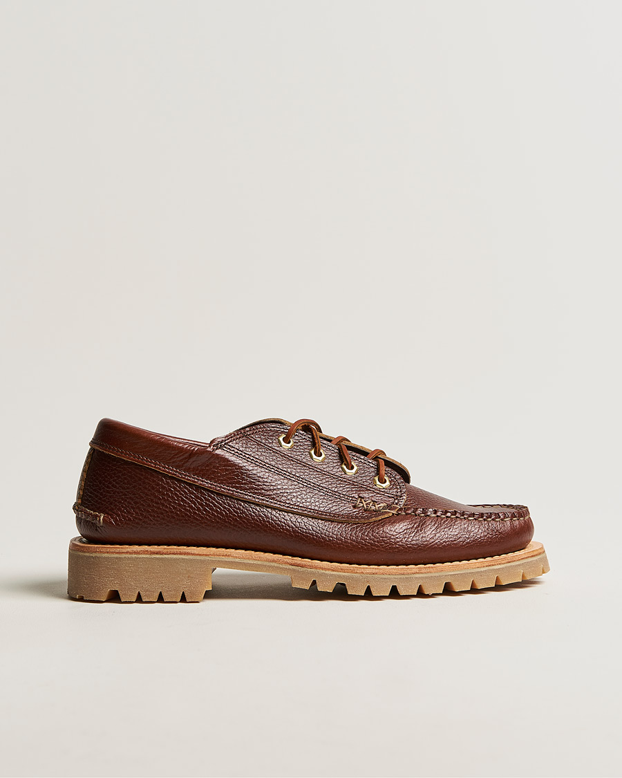 Heren | Yuketen Angler Moc Shoe Dark Brown Grain Calf | Yuketen | Angler Moc Shoe Dark Brown Grain Calf