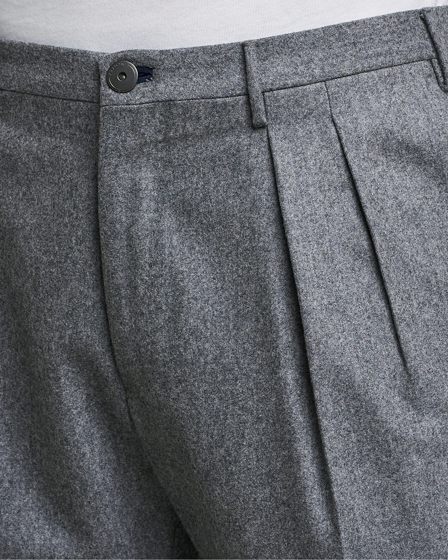 Heren | Broeken | Incotex | Pleated Flannel Trousers Grey Melange