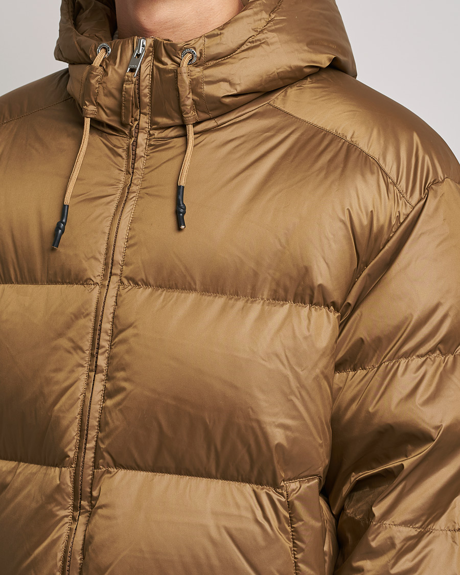 Heren | Jassen | GANT | Shiny Puffer Hooded Jacket Toffee Beige